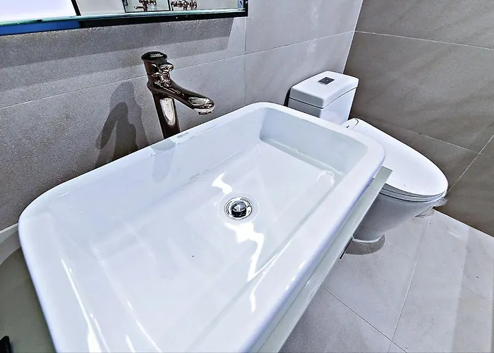 Hotel Cullinan Gaepo 3*