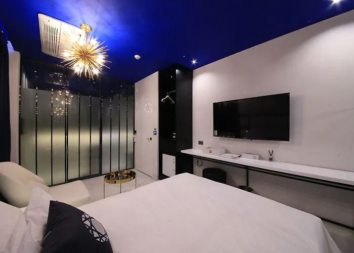Cullinan Gaepo Seoul