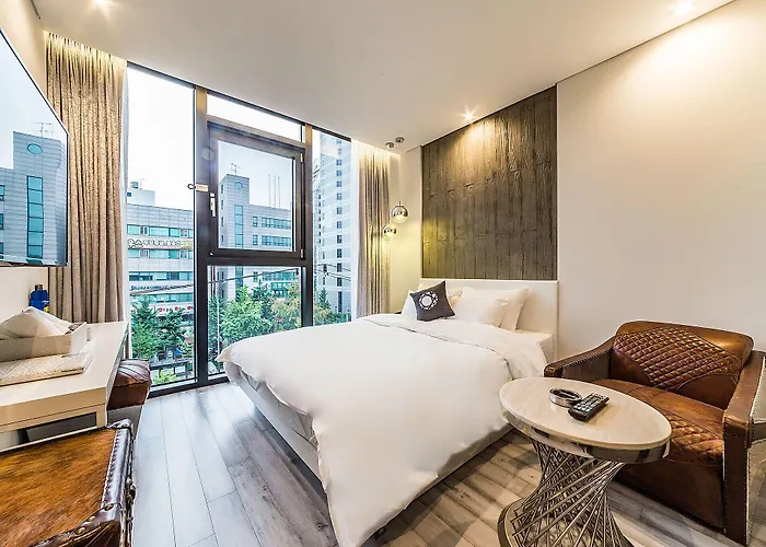 Cullinan Gaepo Hotel Seoul